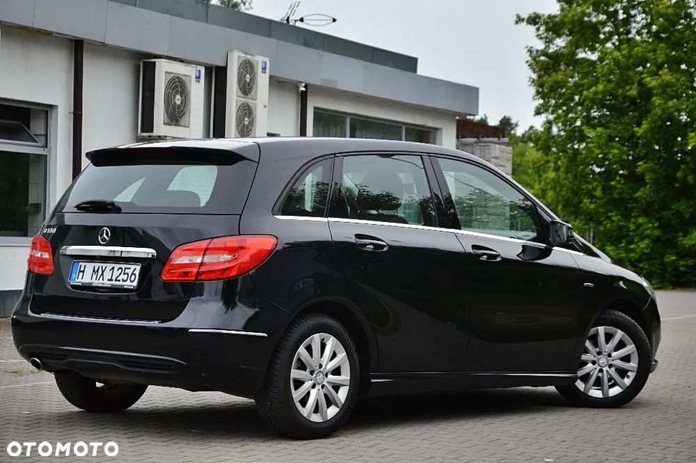 Mercedes-Benz Klasa B 180 BlueEFFICIENCY Edition - 16