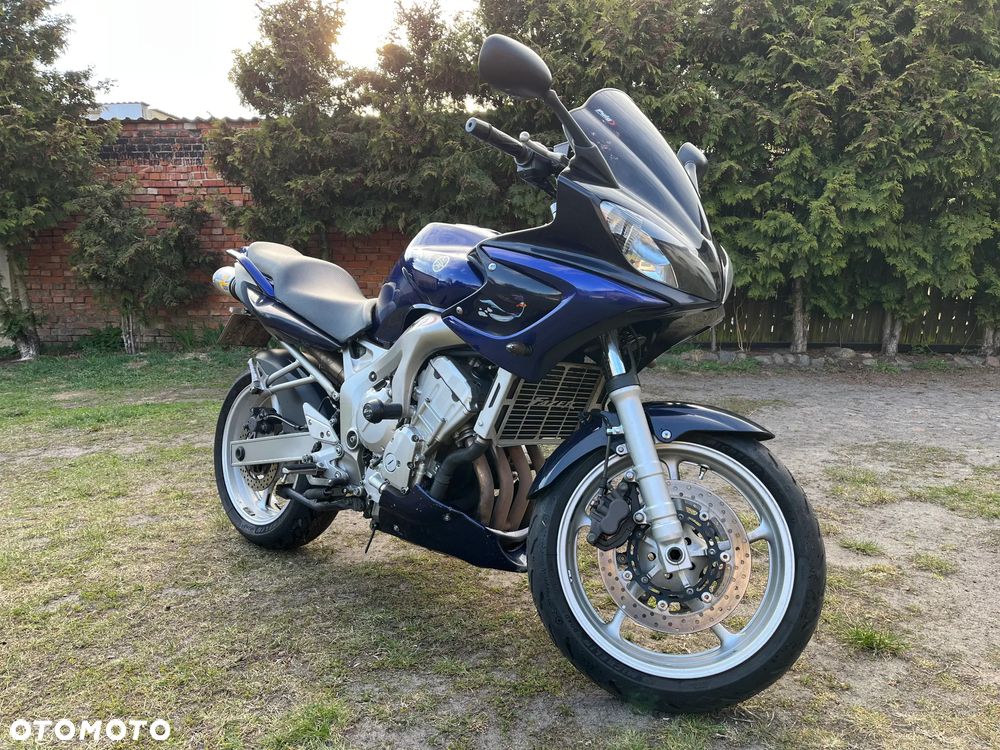 Yamaha FZ6 - 1