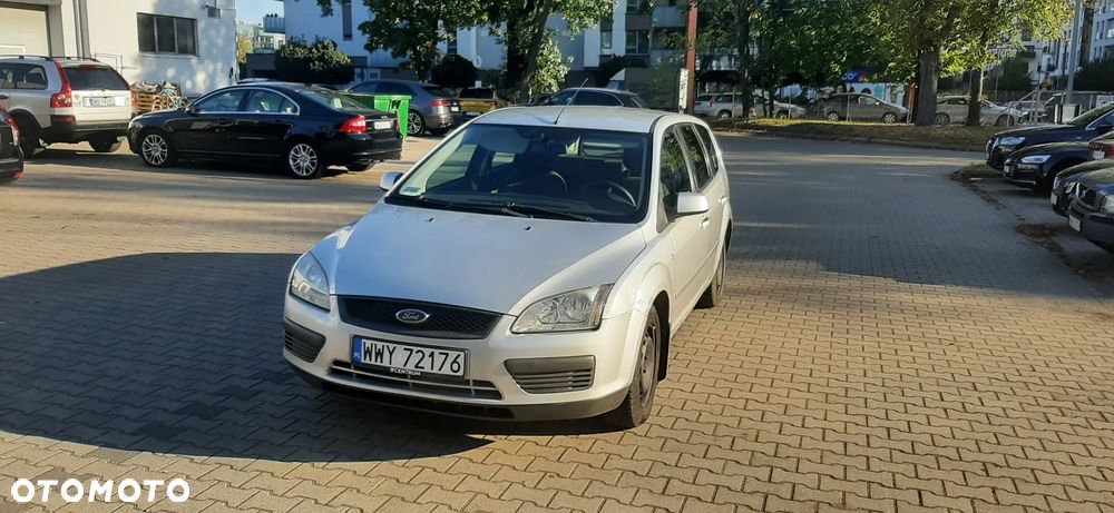 Ford Focus 1.6 TDCi Ambiente - 3