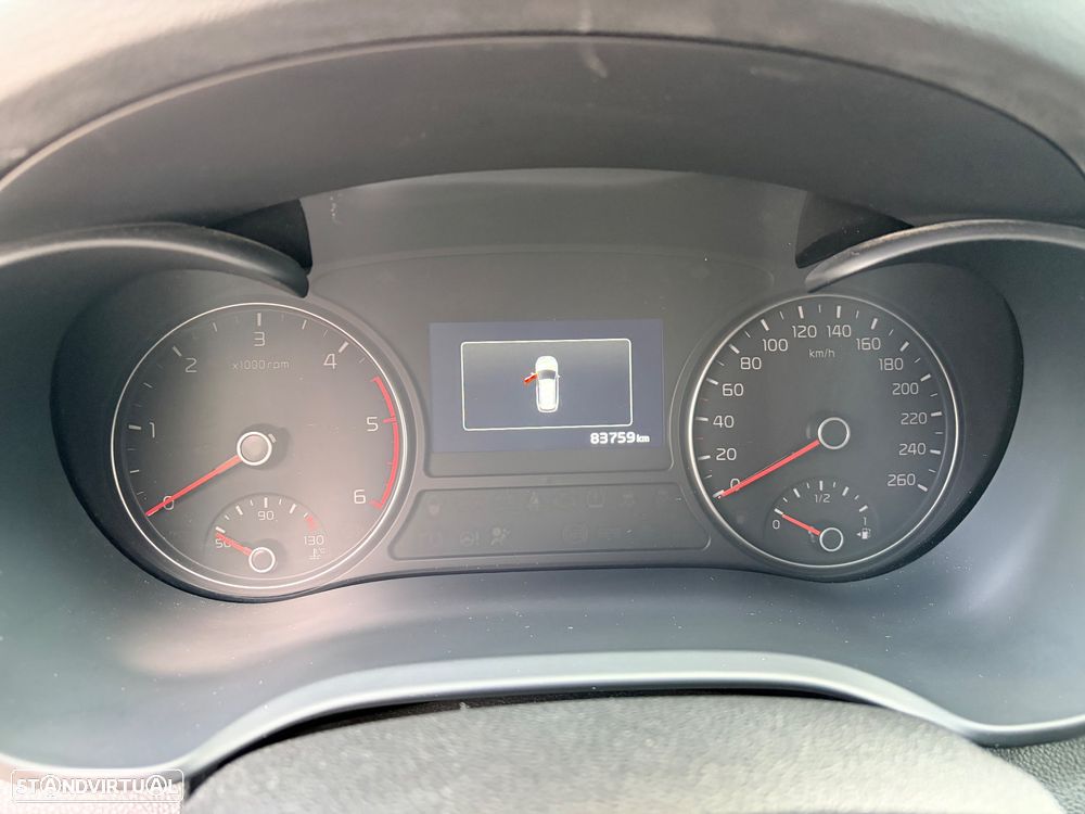 Kia Optima SW 1.7 CRDI DCT Vision - 19