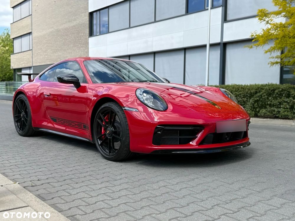 Porsche 911 Carrera GTS - 5