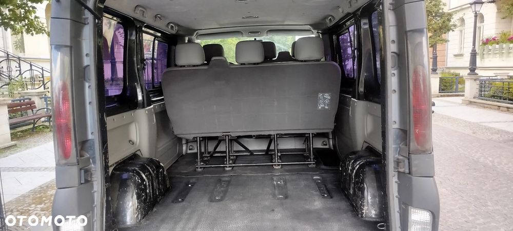 Renault Trafic - 8