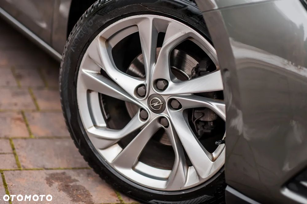 Opel Astra 1.4 Turbo Dynamic - 12