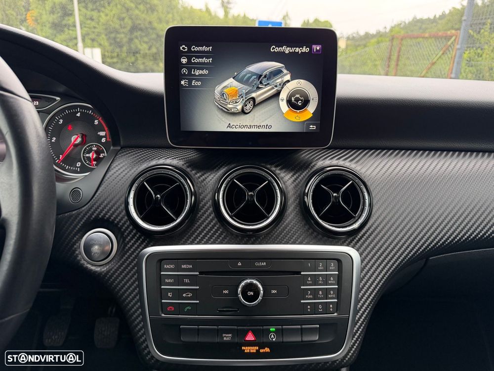 Mercedes-Benz GLA 180 d Style - 28