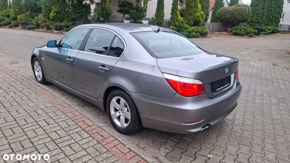BMW Seria 5 525i - 6