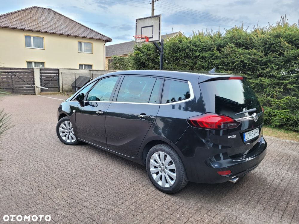 Opel Zafira 2.0 CDTI Cosmo - 4