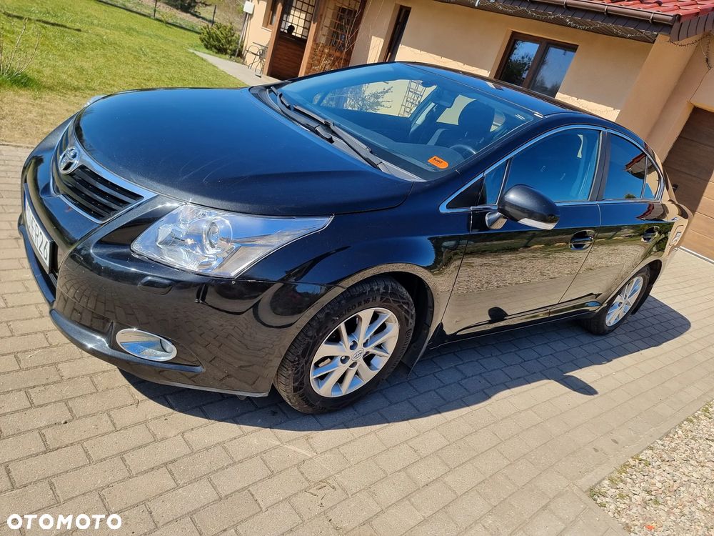 Toyota Avensis - 25