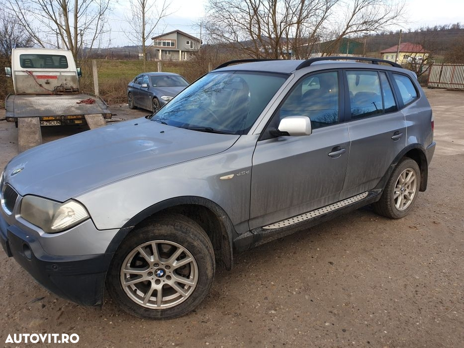 Dezmembrez Bmw x3 e83 - 4