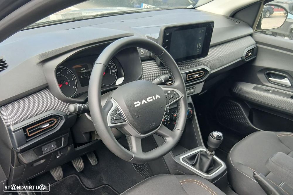 Dacia Sandero - 6