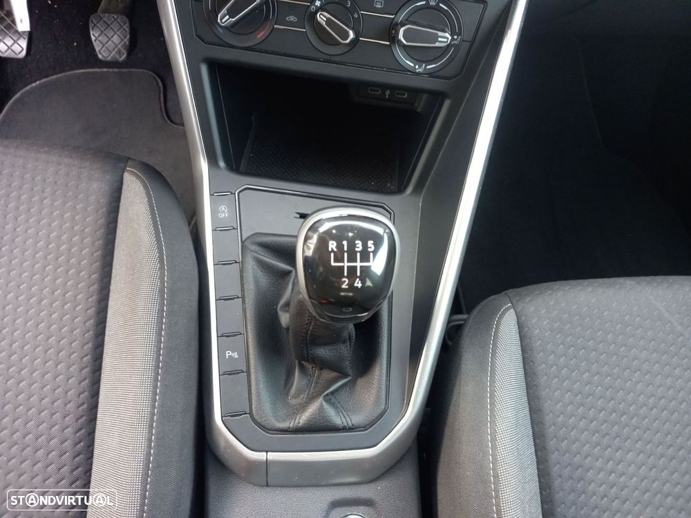 VW Taigo 1.0 TSI Urban - 14