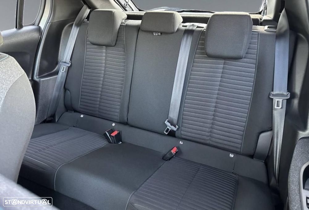 Peugeot 208 PureTech 100 EAT8 Active - 16