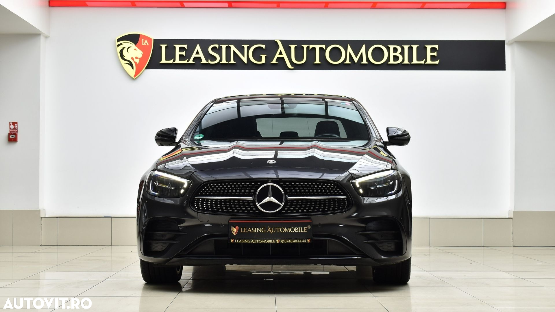 Mercedes-Benz E 220 d 4Matic 9G-TRONIC AMG Line - 3