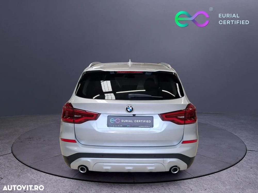 BMW X3 xDrive20d AT xLine - 6