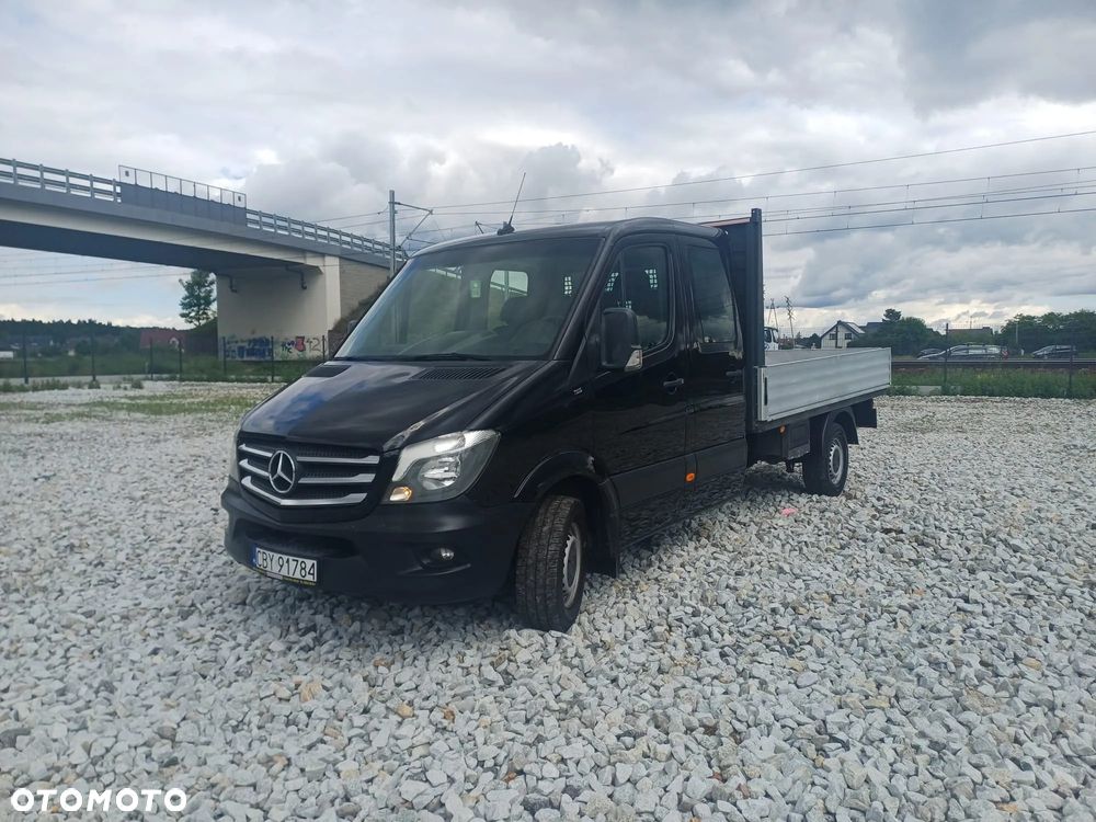 Mercedes-Benz Sprinter - 2