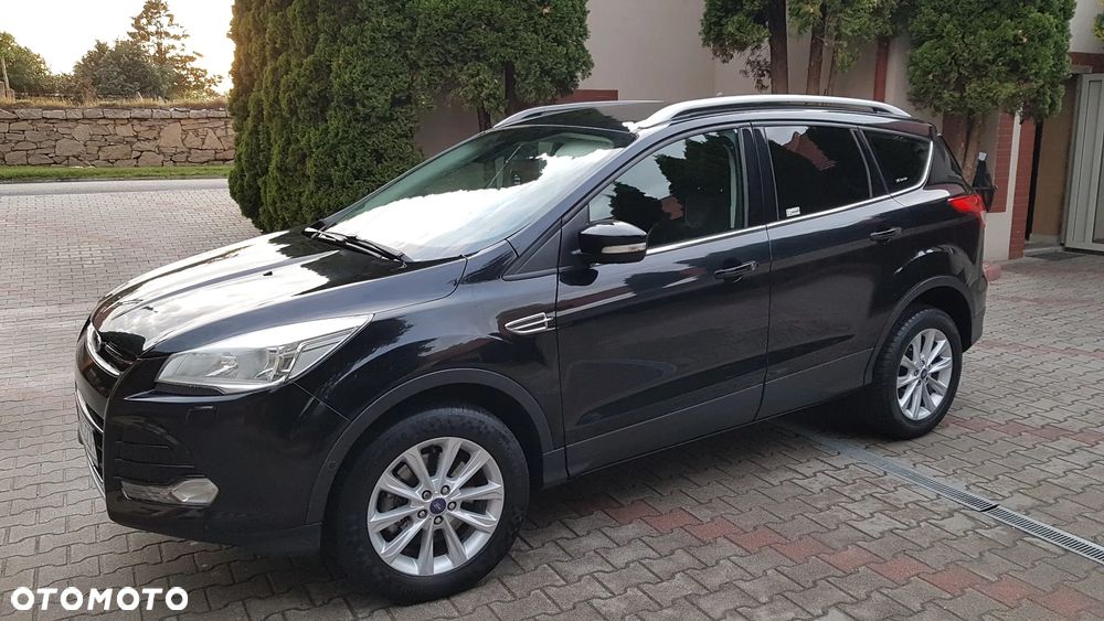 Ford Kuga 2.0 TDCi FWD Titanium Plus - 30