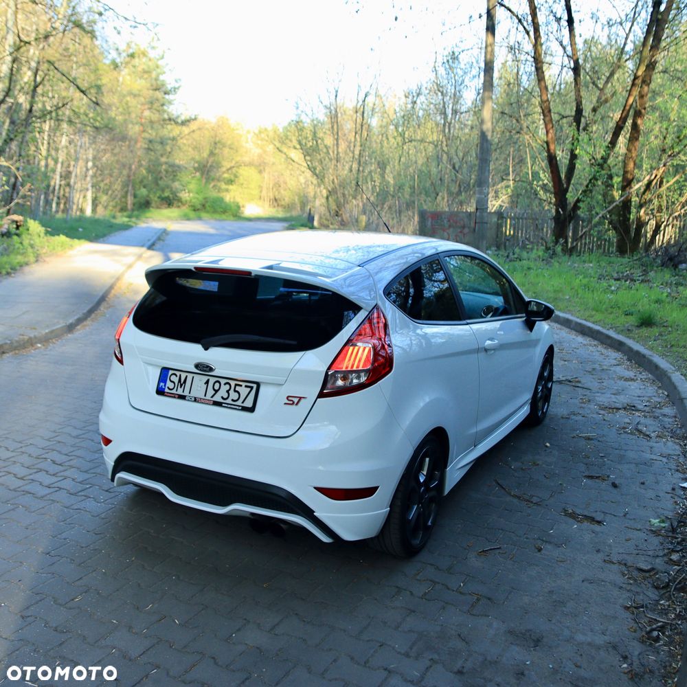 Ford Fiesta ST EU6 - 3