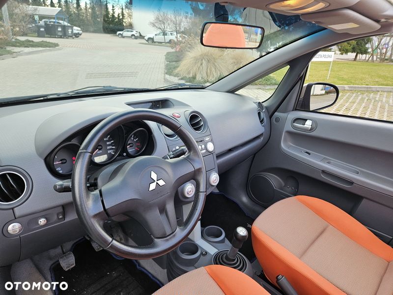 Mitsubishi Colt 1.5 Invite - 7