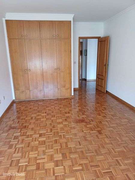 Alugo T1 - Vila Nova de Famalicão - Grande imagem: 3/9