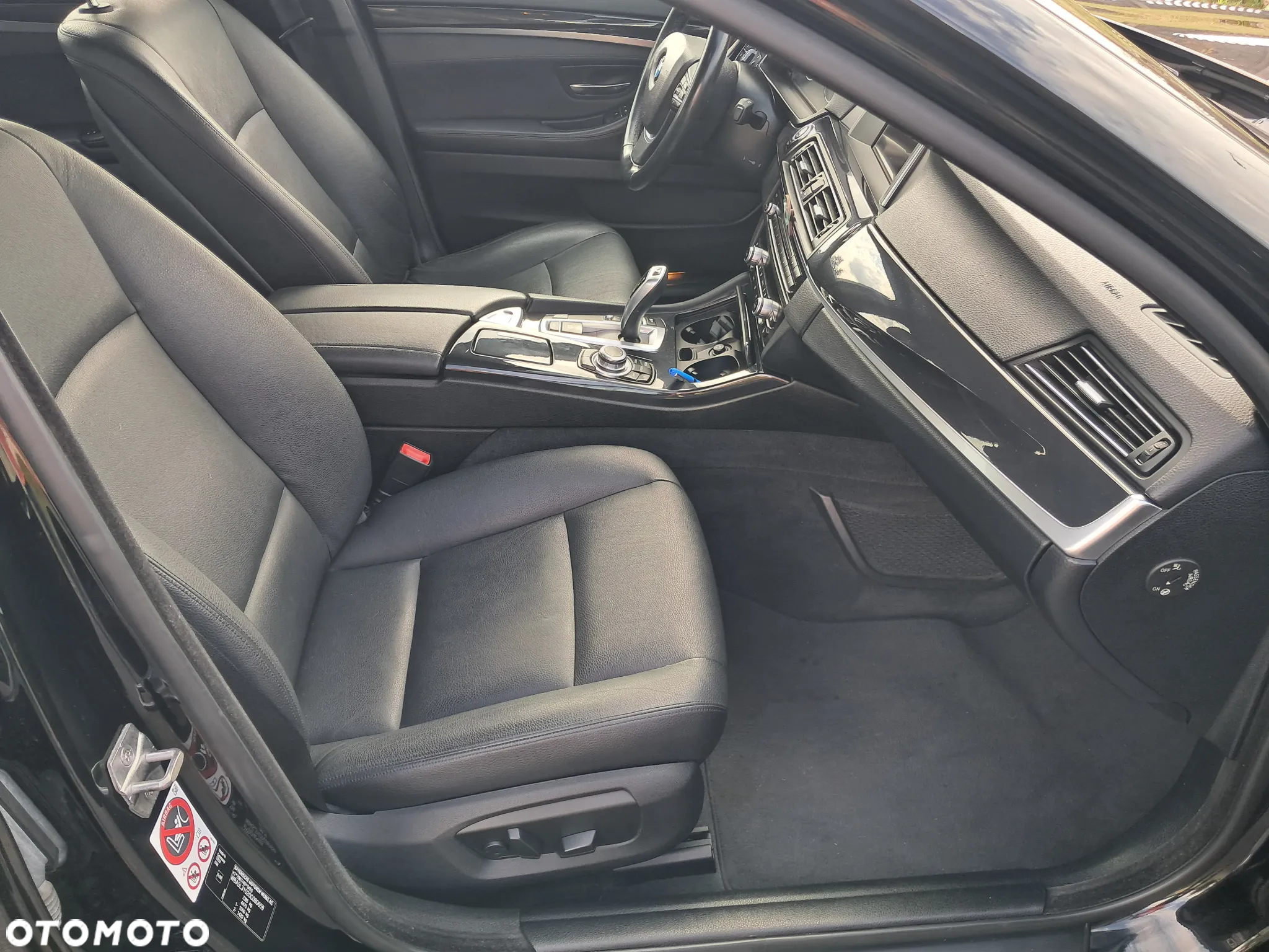 BMW Seria 5 520d Touring - 9