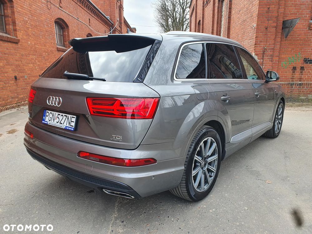 Audi Q7 - 5