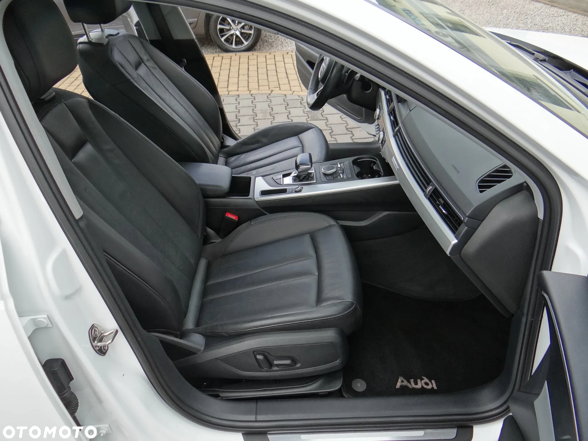 Audi A4 2.0 TFSI Quattro Sport S tronic - 34