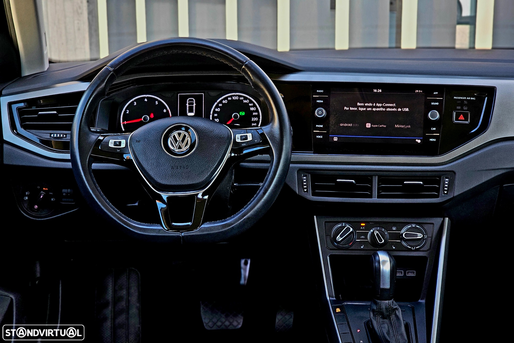VW Polo 1.0 TSI Confortline DSG - 5