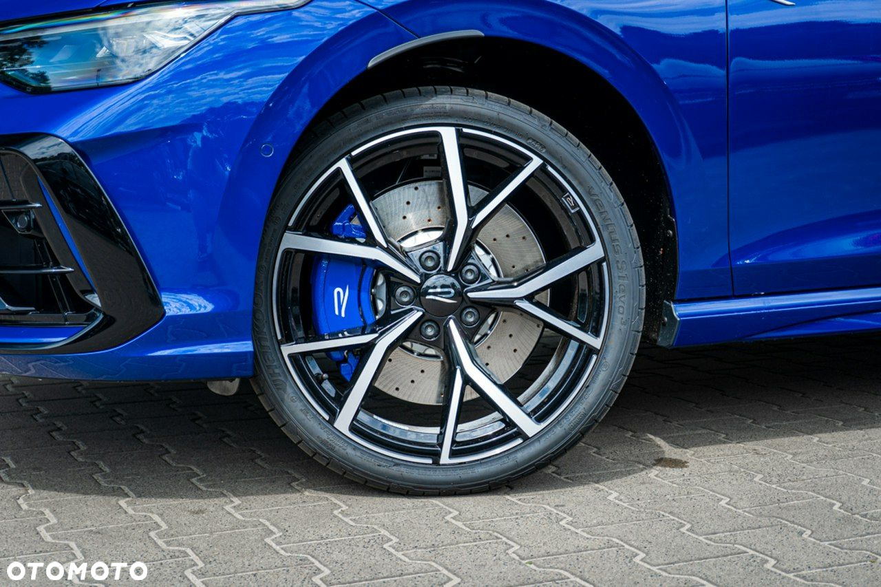 Volkswagen Golf - 3