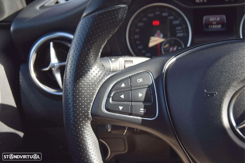 Mercedes-Benz A 180 d AMG Line - 8
