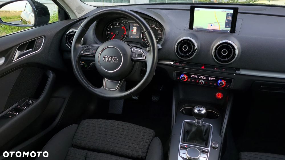Audi A3 Sportback 2.0 TDI Ambition - 19