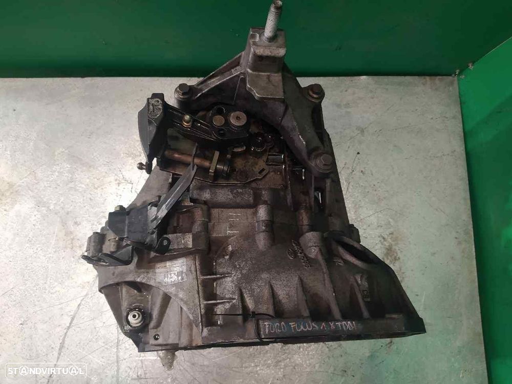 CAIXA VELOCIDADES FORD FOCUS SEDAN 1998 - 4
