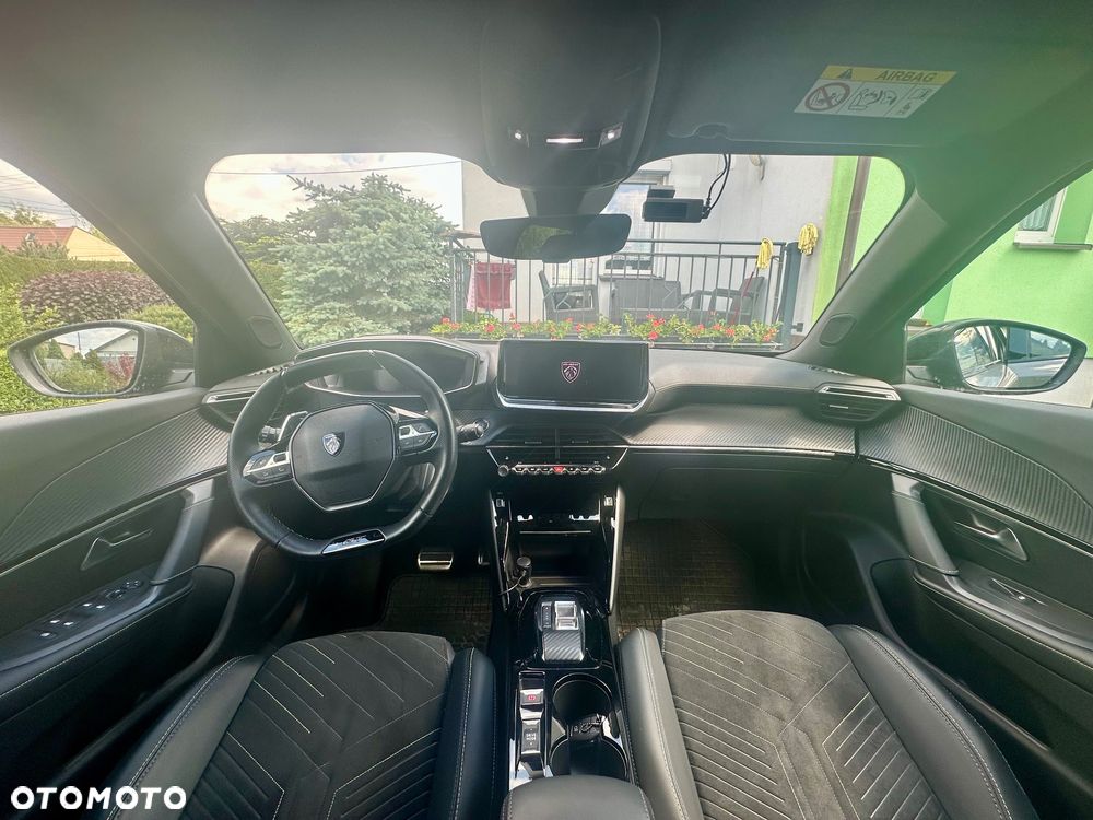 Peugeot 2008 1.2 PureTech GT S&S EAT8 - 9