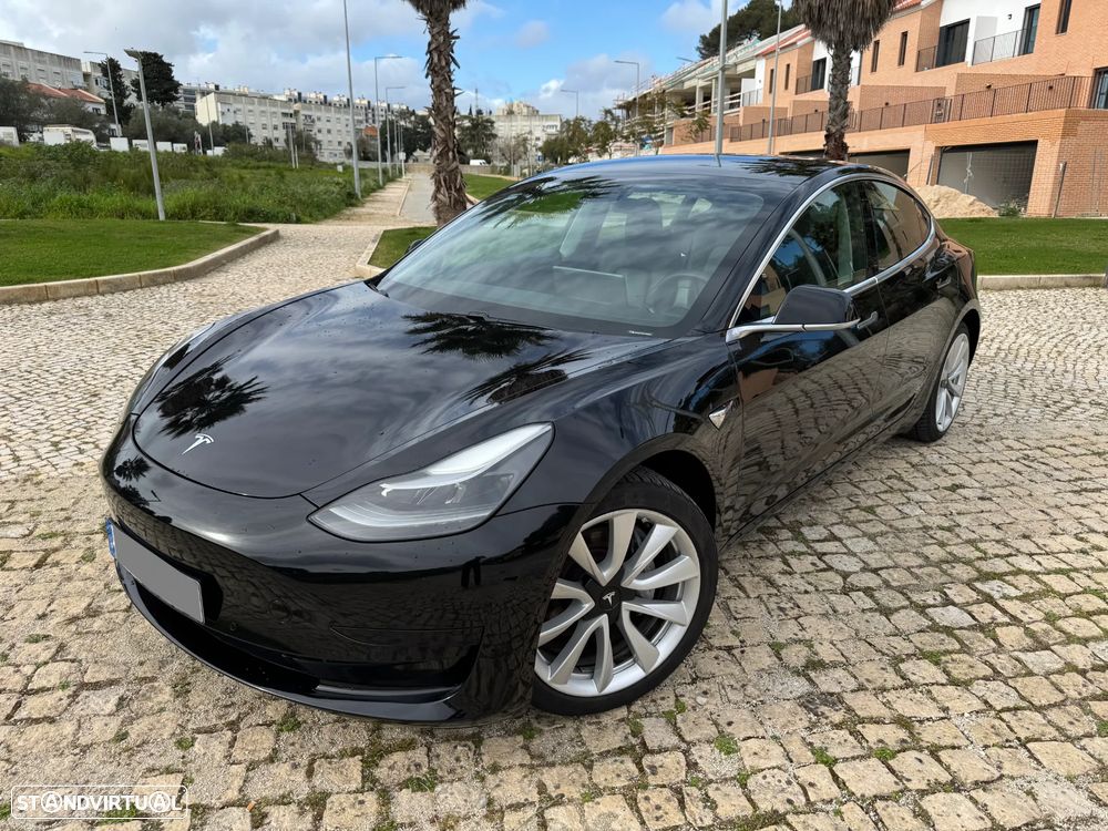 Tesla Model 3 Standard Range Plus RWD