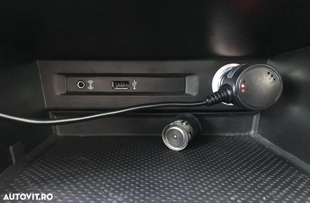 Volkswagen Tiguan 2.0 TDI DPF Comfortline - 24