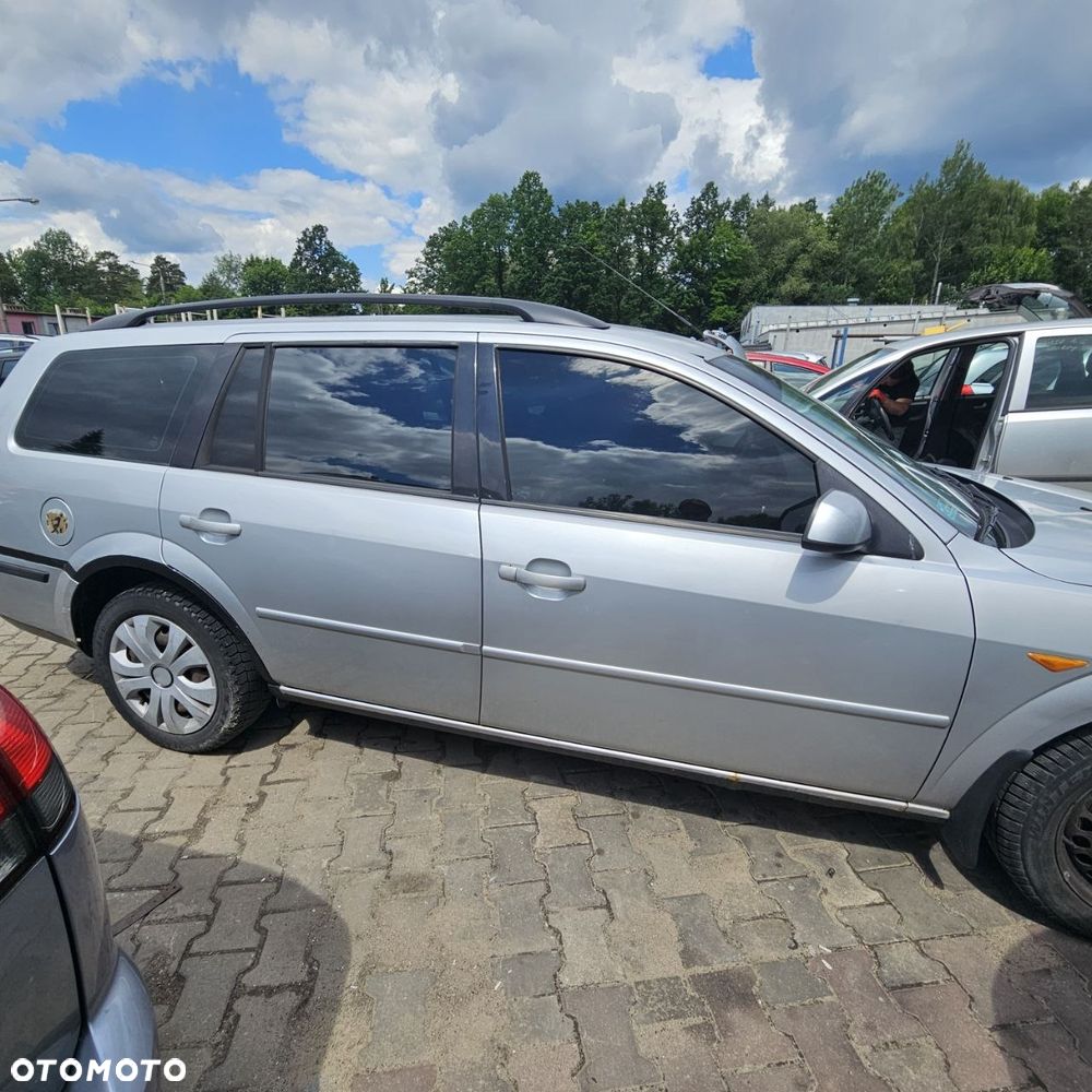 Ford Monde (2001r) 2,0 D 85 kW / 116 KM (kod lak: G0) pojazd na części - 14