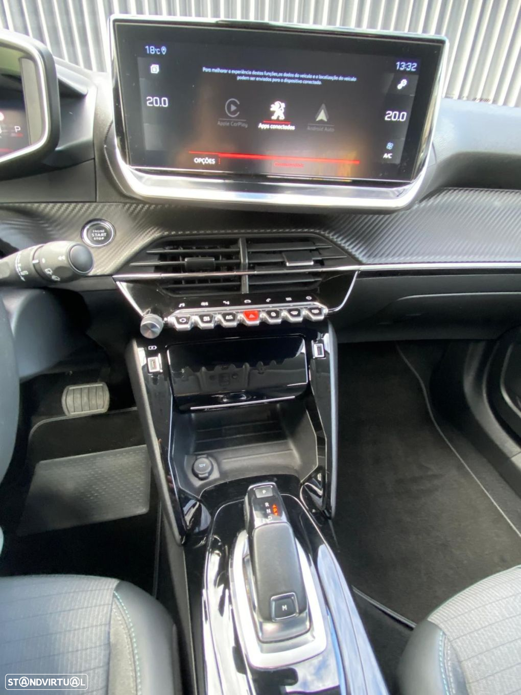 Peugeot 2008 1.2 PureTech Allure EAT8 - 15
