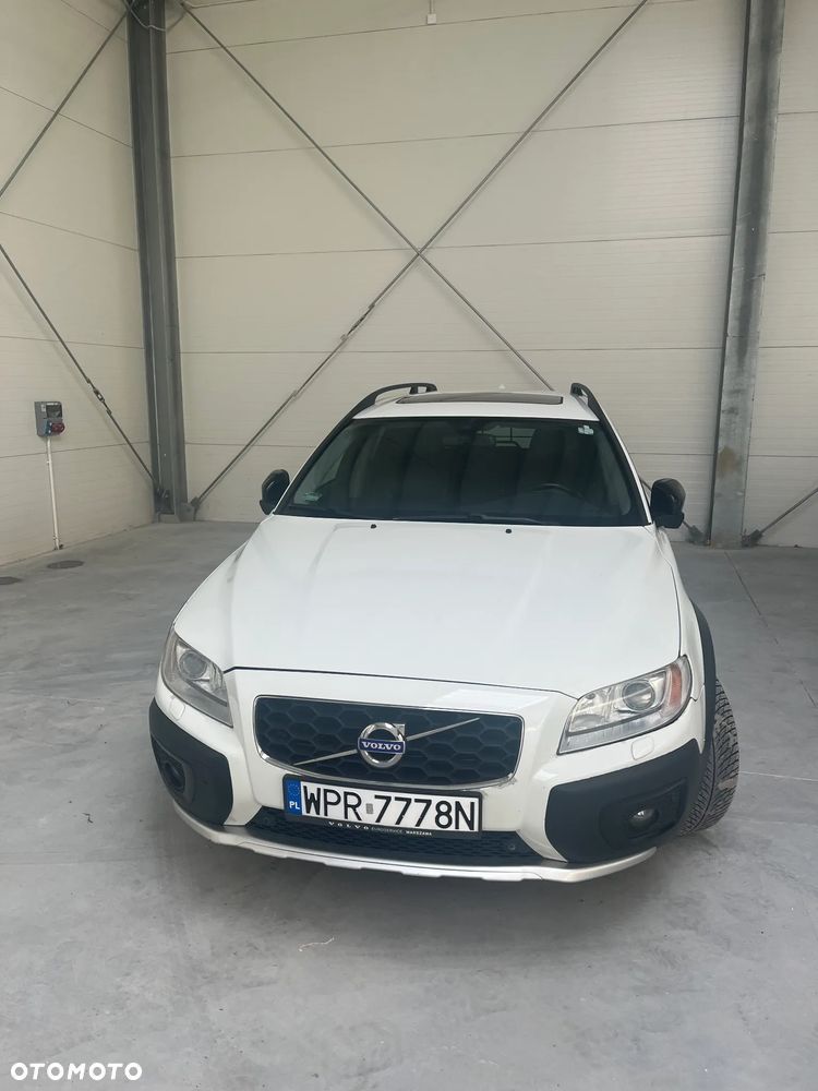 Volvo XC 70 T6 AWD Momentum - 4