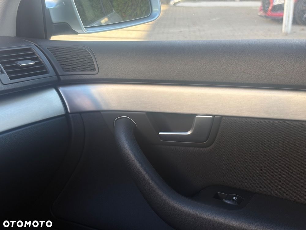 Audi A4 Avant 2.0 TDI Multitronic - 18