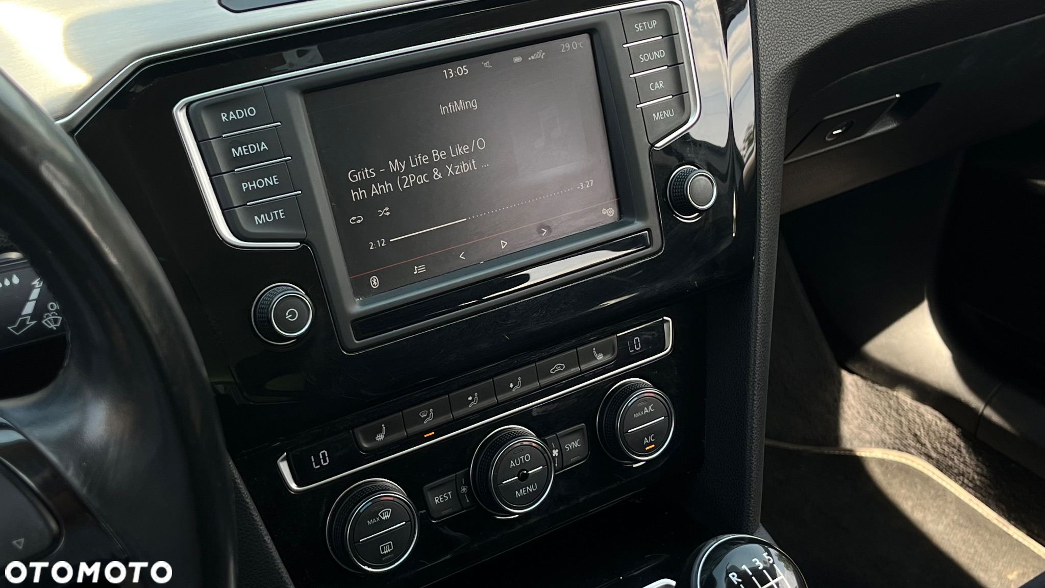 Volkswagen Passat - 31