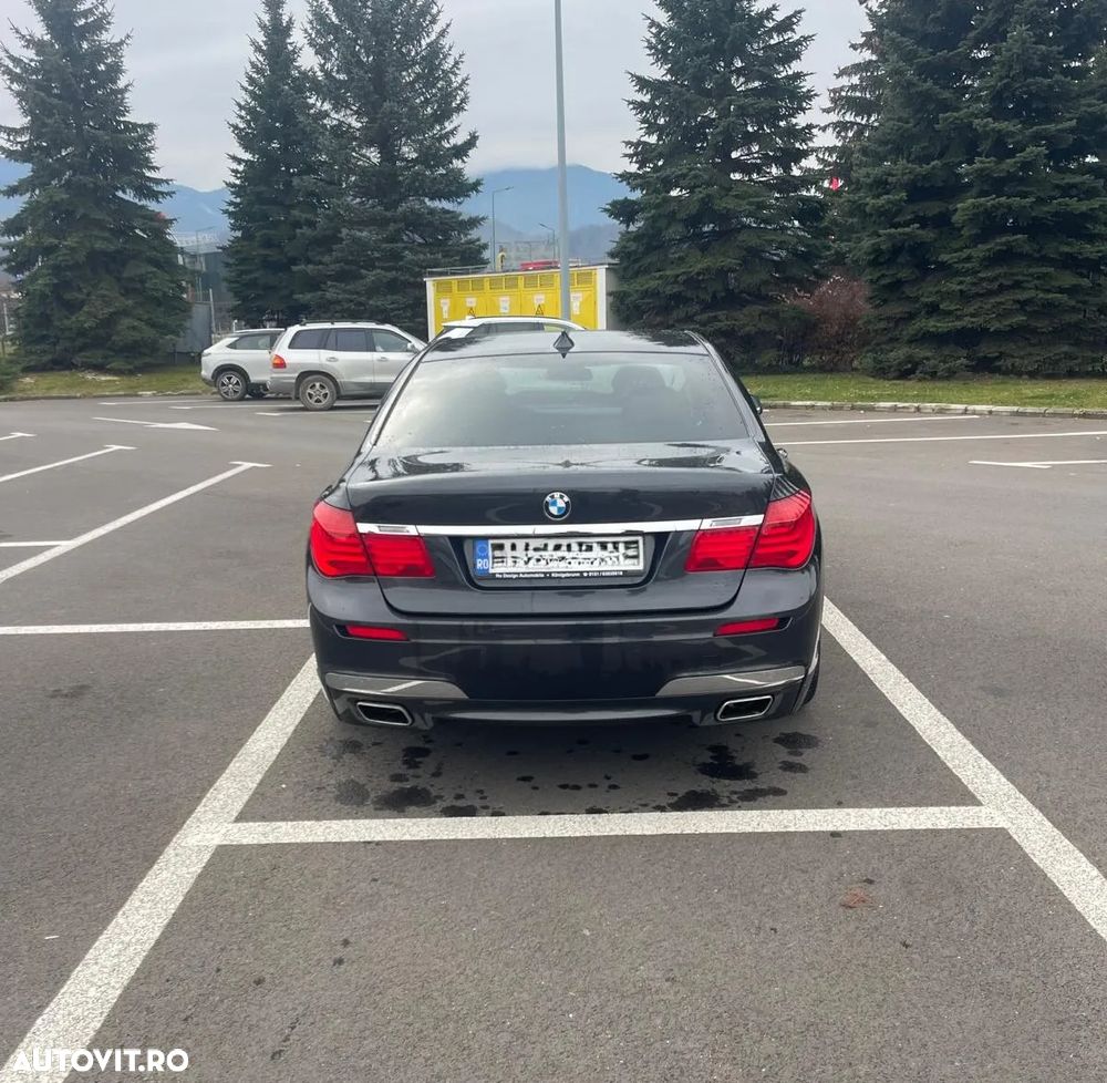 BMW Seria 7 740d xDrive Aut. - 9