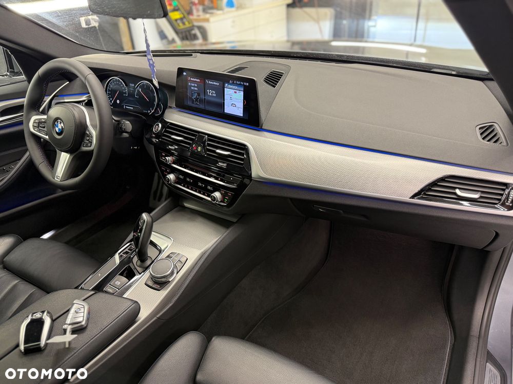 BMW Seria 5 520d M Sport Edition - 19