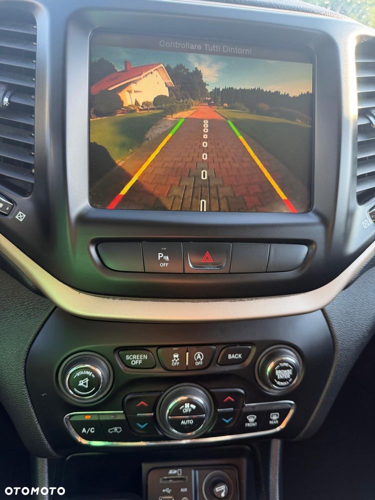 Jeep Cherokee 2.0 MJD Active Drive II Limited - 11