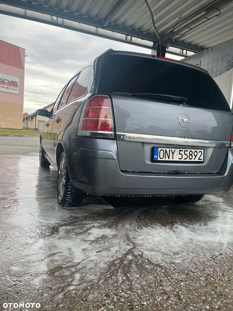 Opel Zafira 1.8 Cosmo - 13