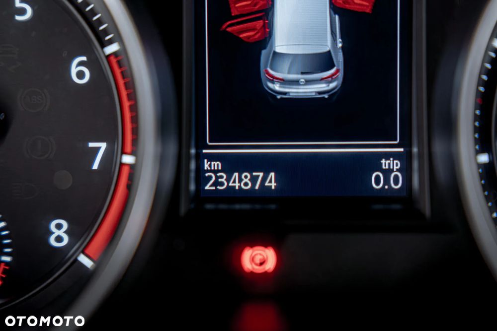 Volkswagen Golf GTI (BlueMotion Technology) DSG Performance - 29