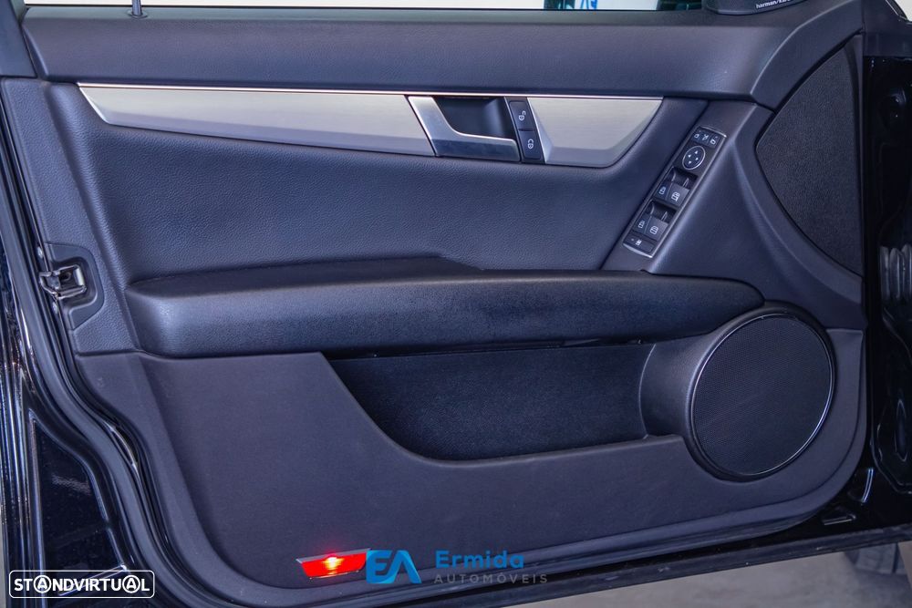 Mercedes-Benz C 220 - 36