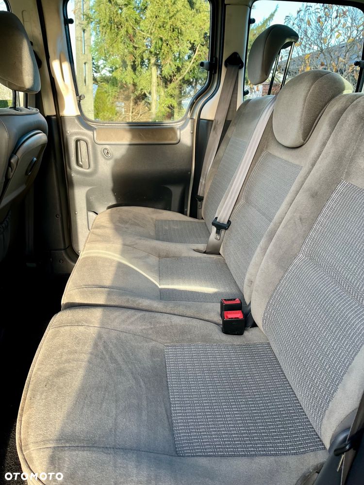 Citroën Berlingo II 1.6 HDi Multispace - 6