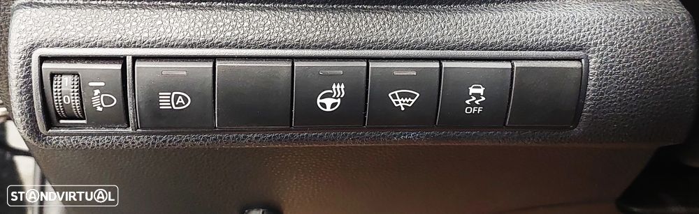 Toyota Corolla 1.8 Hybrid Comfort - 15