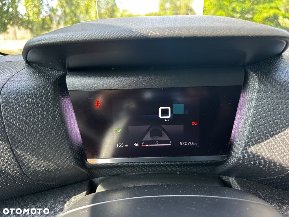 Citroën C4 BlueHDi 110 Stop&Start SHINE - 25