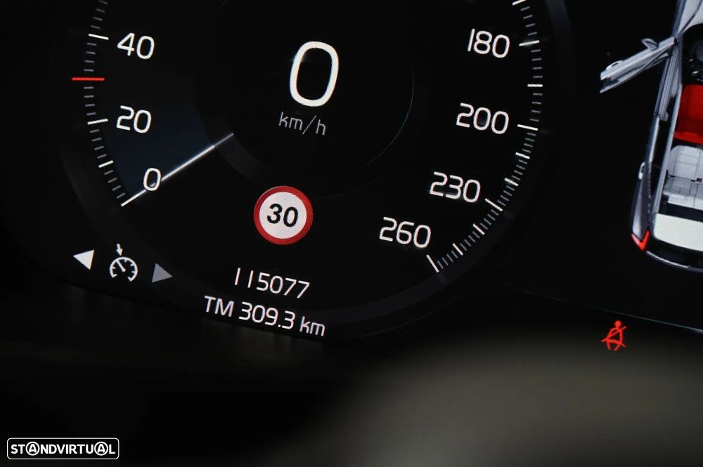 Volvo XC 40 1.5 T2 Momentum - 19