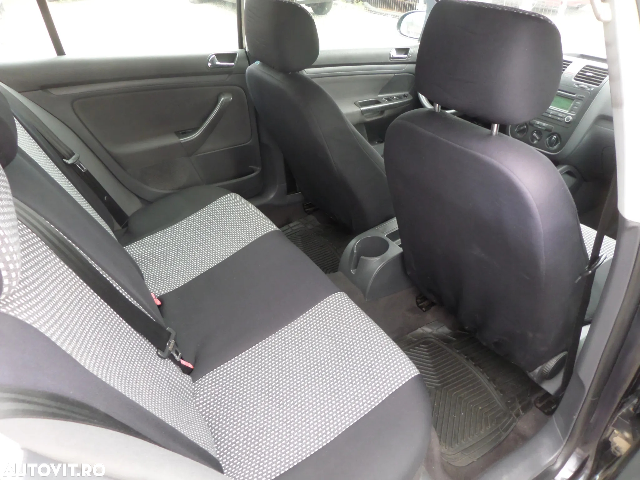 Volkswagen Golf 1.4 Comfortline - 14