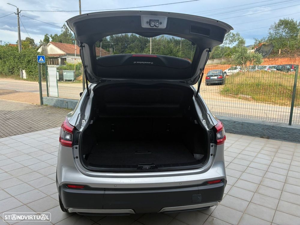 Nissan Qashqai 1.3 DIG-T N-Connecta - 27